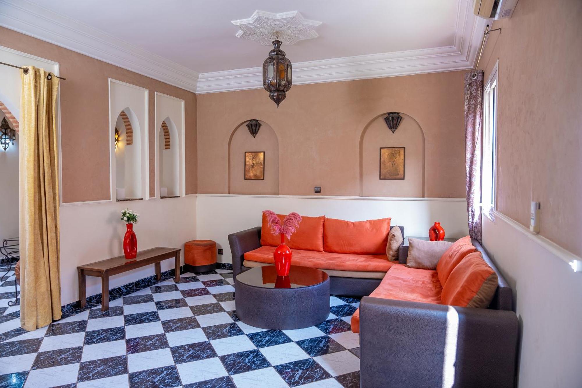 Riad The Moroccans Pool And Terrace Marrakesh Exterior photo